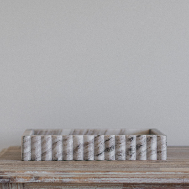 Scalloped Marble Bridge Tray | Beige
