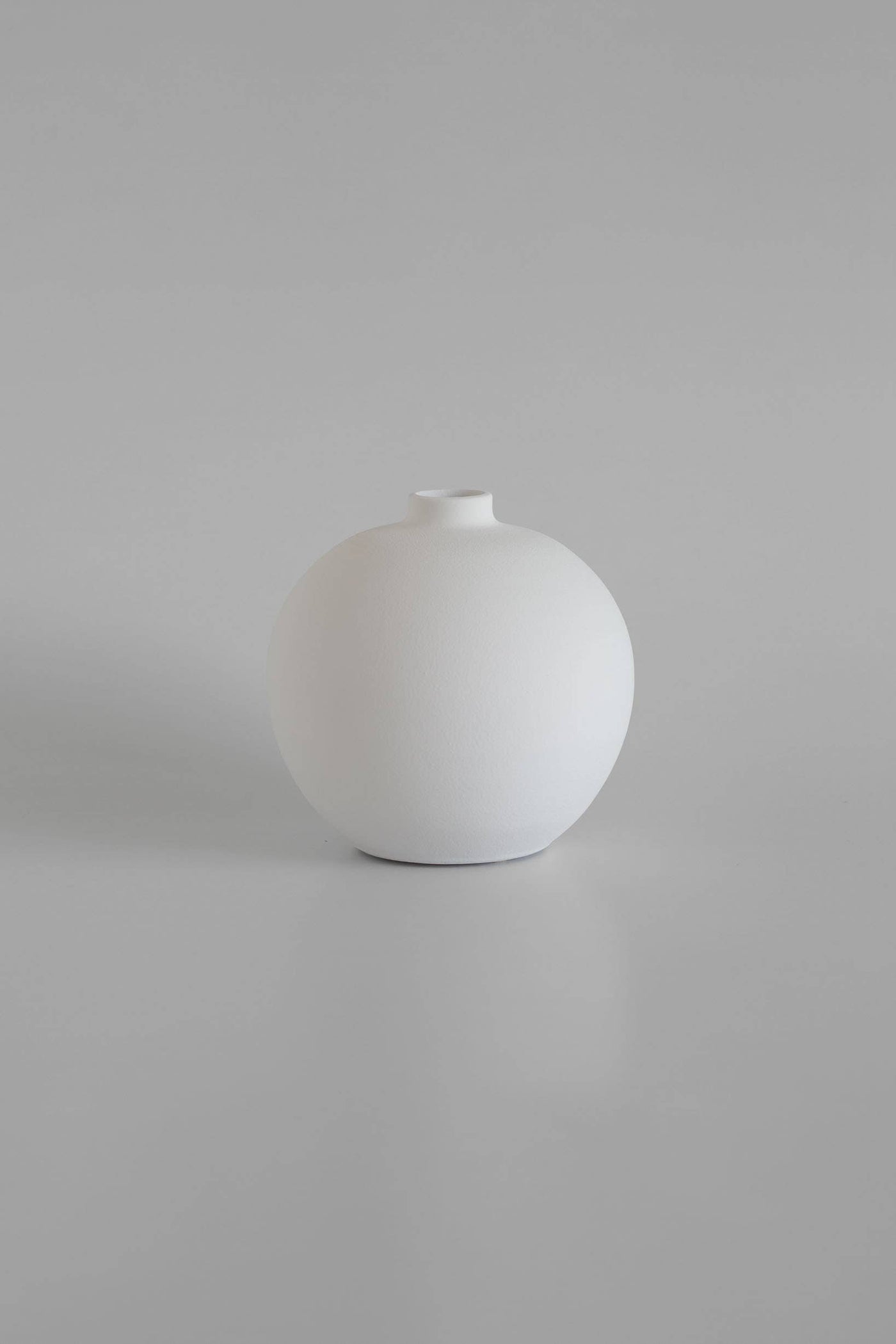 Blanc Collection White Round Vase