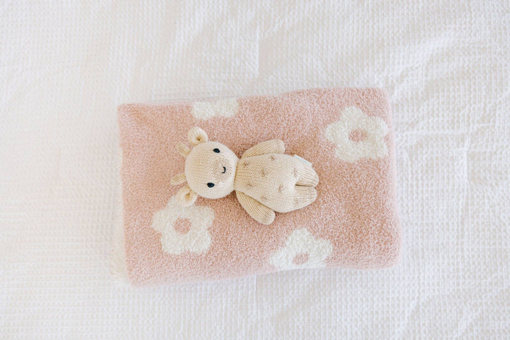 Pink Daisy Plush Blanket