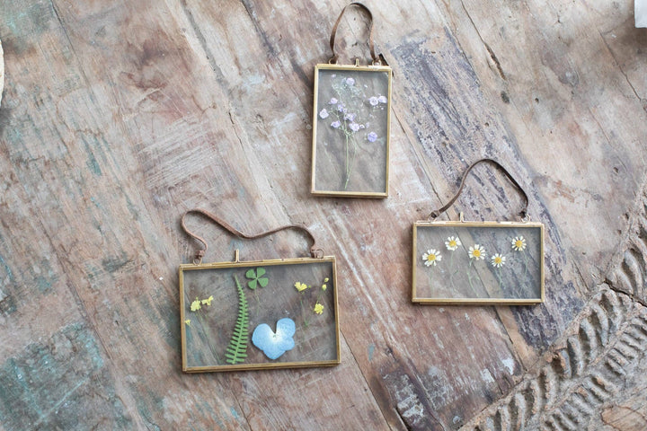 Brass Horizontal Hanging Frame